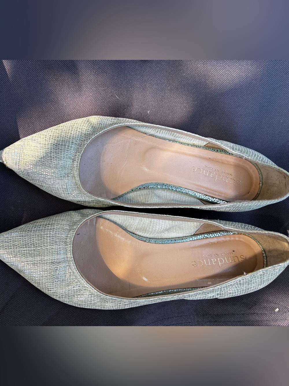 Pointed-Toe Women's Flats in Light Sequin Gold